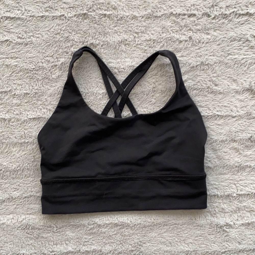 EUC Lululemon Sports-bra. Size 6.